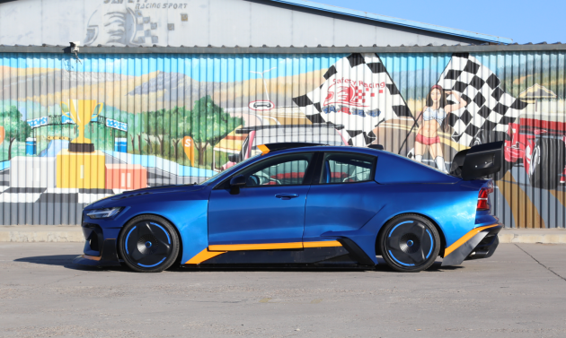 一起星际流浪吧沃尔沃s60改装版实拍