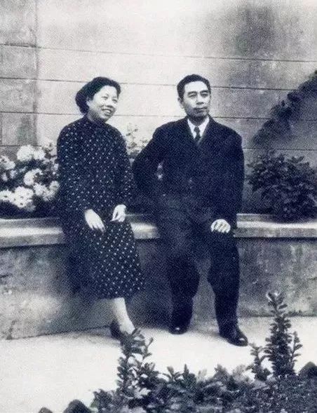 早读：海棠花祭 —— 纪念周恩来总理逝世46周年纪念日休闲区蓝鸢梦想 - Www.slyday.coM