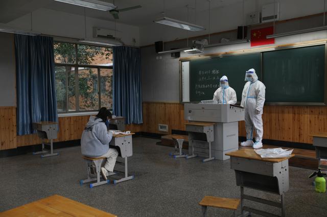 新增本土病例“95+6”！西安本轮疫情源头确定！深圳确诊夫妻基因测序结果公布休闲区蓝鸢梦想 - Www.slyday.coM