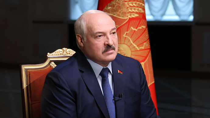 白俄总统与哈萨克斯坦前总统纳扎尔巴耶夫通电话