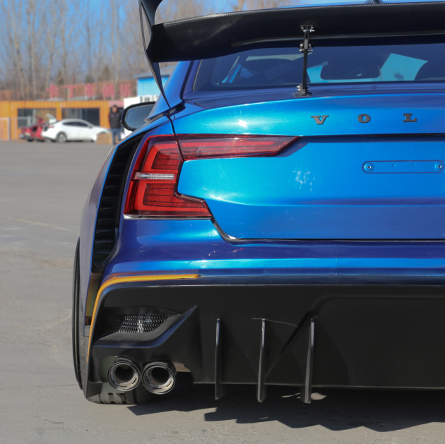 一起星际流浪吧沃尔沃s60改装版实拍