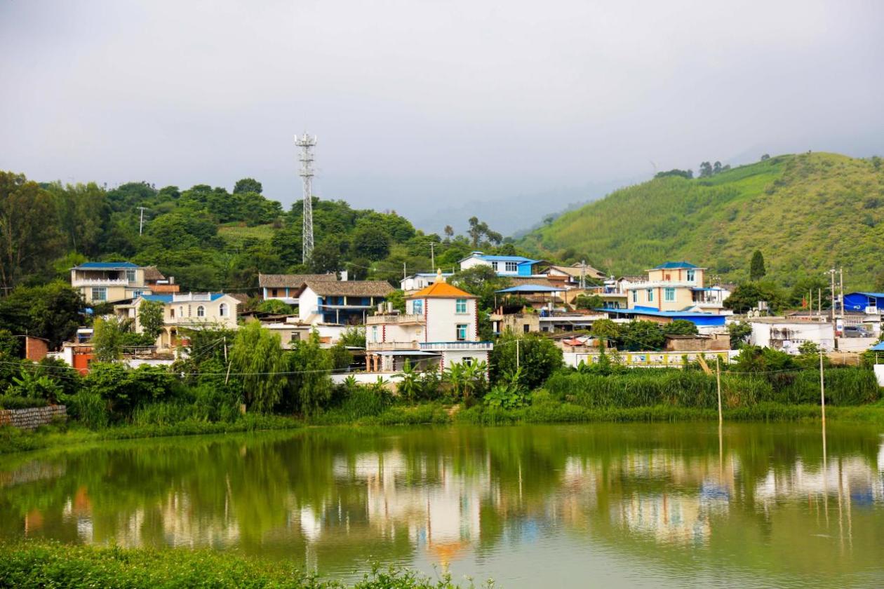 云南开远农村改革十年系列报道中
