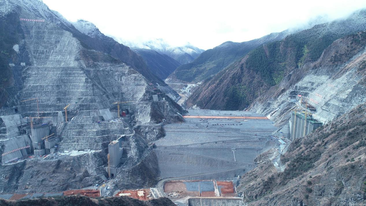 建设16年9项世界之最中国海拔最高水电站问世纪录直逼三峡