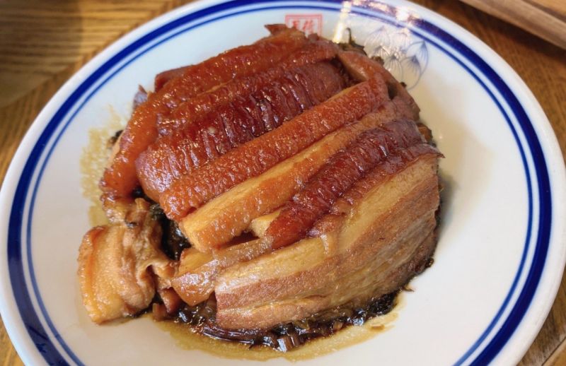 四,梅菜扣肉众所周知梅州是客家菜的故乡,但你可能不知道梅州还是梅菜
