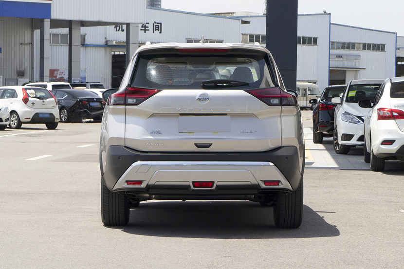 买合资紧凑型SUV绕不开它俩，威兰达和奇骏谁更出色？