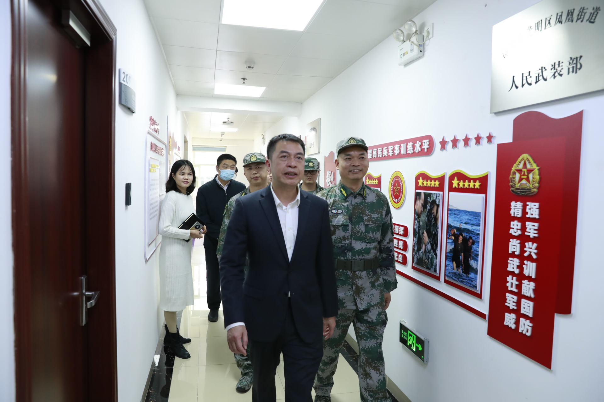 凤凰街道高标准推进人民武装部规划化建设