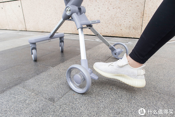 这款高颜值遛娃车实用吗？  COOGHI酷骑遛娃神器测评休闲区蓝鸢梦想 - Www.slyday.coM