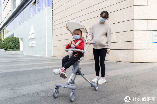 这款高颜值遛娃车实用吗？  COOGHI酷骑遛娃神器测评休闲区蓝鸢梦想 - Www.slyday.coM