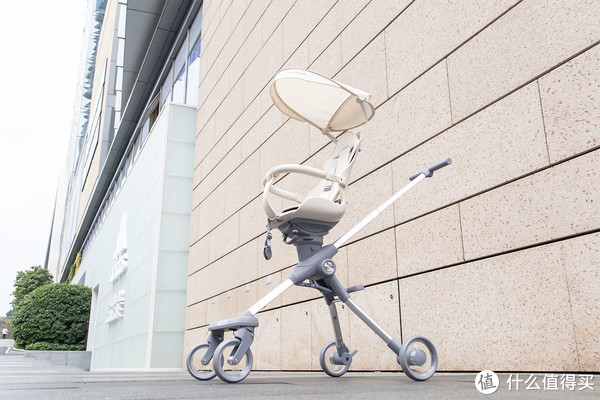 这款高颜值遛娃车实用吗？  COOGHI酷骑遛娃神器测评休闲区蓝鸢梦想 - Www.slyday.coM