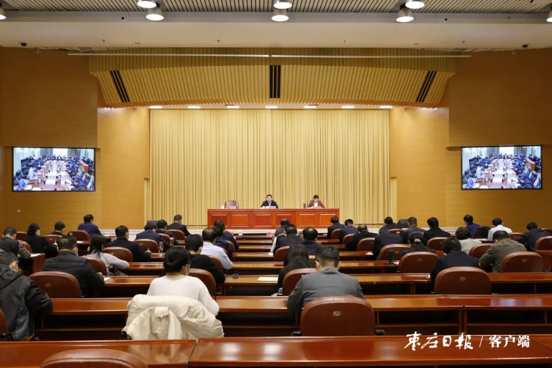 全市新冠肺炎疫情防控工作视频调度会议召开\n陈平出席并讲话 张宏伟主持会议休闲区蓝鸢梦想 - Www.slyday.coM