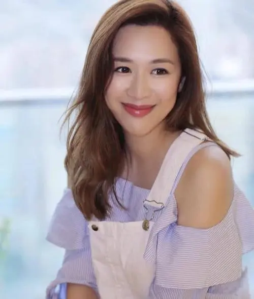 33岁女星岑杏贤离开tvb,称想安心照顾孩子,嫁入豪门生子刚1年多|岑杏