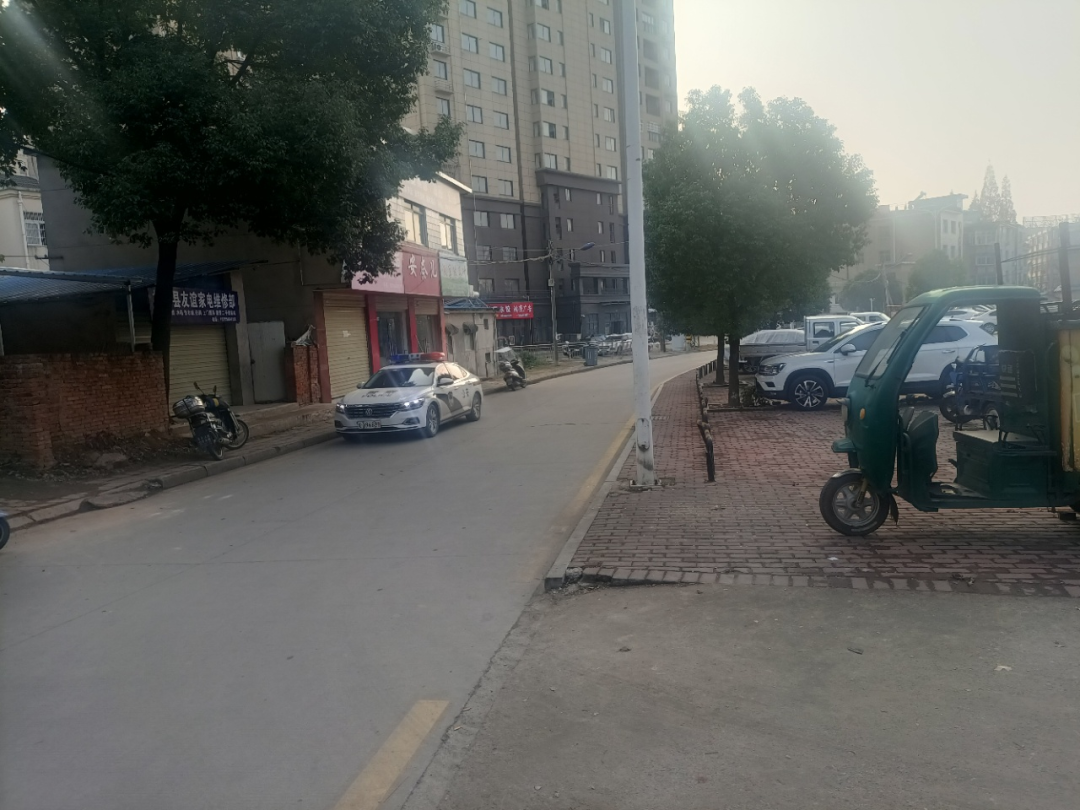 枞阳一初中女生骑车时不慎撞倒他人，伤者经抢救无效死亡！休闲区蓝鸢梦想 - Www.slyday.coM