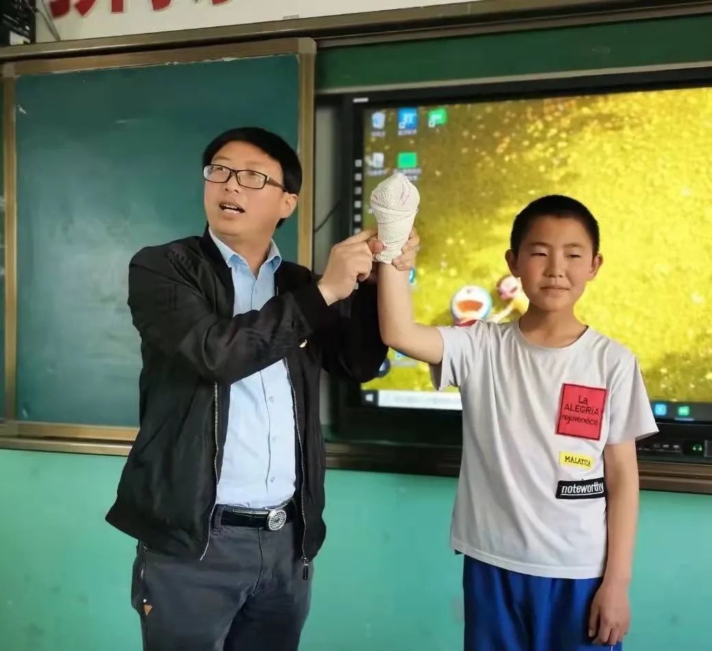 【一周小事】青海发生6.9级地震，固原人的“朋友圈”震感强烈休闲区蓝鸢梦想 - Www.slyday.coM