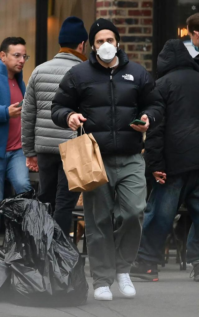 男星街拍现男友心动出街庆怜又甜又酷小李子新表情包出炉