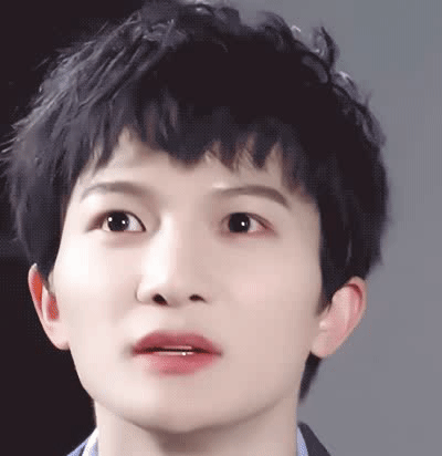 小八卦周深杨紫张艺兴何炅张艺谋王艳