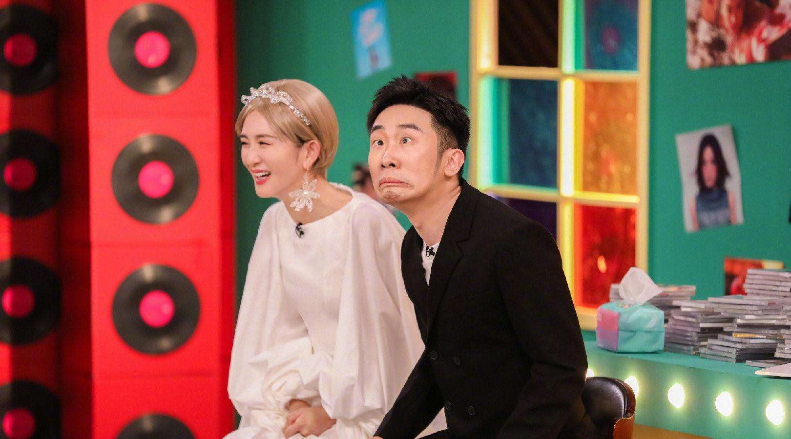 谢娜在湖南卫视失宠后,杨迪在浙江卫视找到了新的靠山?休闲区蓝鸢梦想 - Www.slyday.coM 谢娜在湖南卫视失宠后,杨迪在浙江卫视找到了新的靠山?休闲区蓝鸢梦想 - Www.slyday.coM