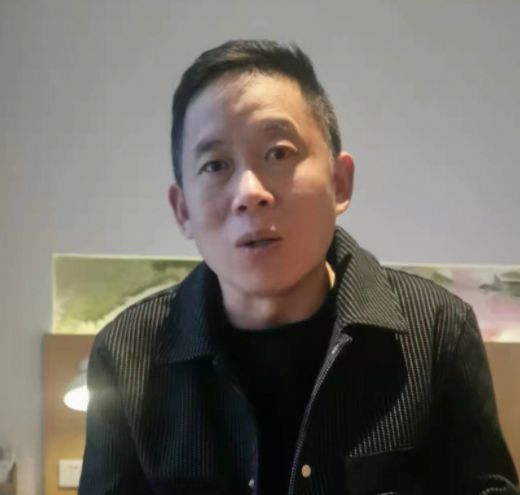 孙海洋回顾寻子14年,称白天不敢回家,害怕见到母亲和妻子休闲区蓝鸢梦想 - Www.slyday.coM 孙海洋回顾寻子14年,称白天不敢回家,害怕见到母亲和妻子休闲区蓝鸢梦想 - Www.slyday.coM