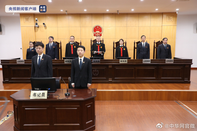 江母诉刘鑫案一审宣判：刘鑫被判赔69.6万元休闲区蓝鸢梦想 - Www.slyday.coM