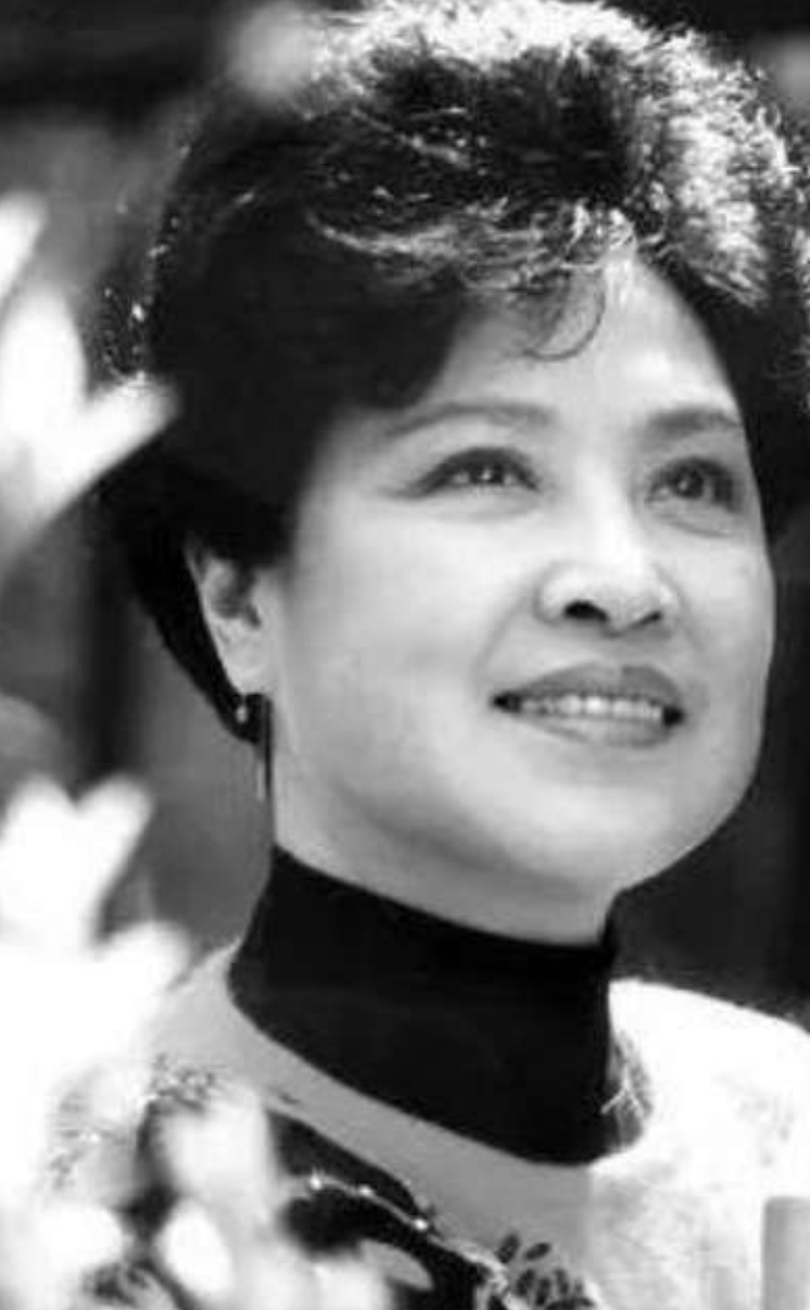 享年92岁,曾饰演《红楼梦》中王熙凤|金采风|越剧|王熙凤_新浪新闻