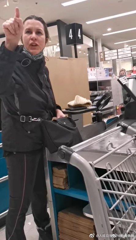 加拿大女子斥华裔夫妇带来病毒 市长:绝不容忍歧视言论休闲区蓝鸢梦想 - Www.slyday.coM