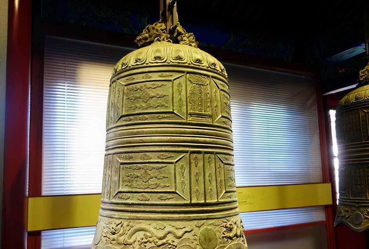 永乐大钟曾经三次搬家,不仅走冰路用滚杠,最后用这招挂起来|永乐大钟