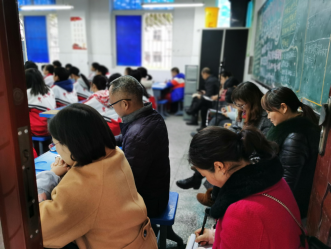 威远县严陵中学:聚焦双减,赋能课堂,提质减负|减负|严陵|威远县_新浪