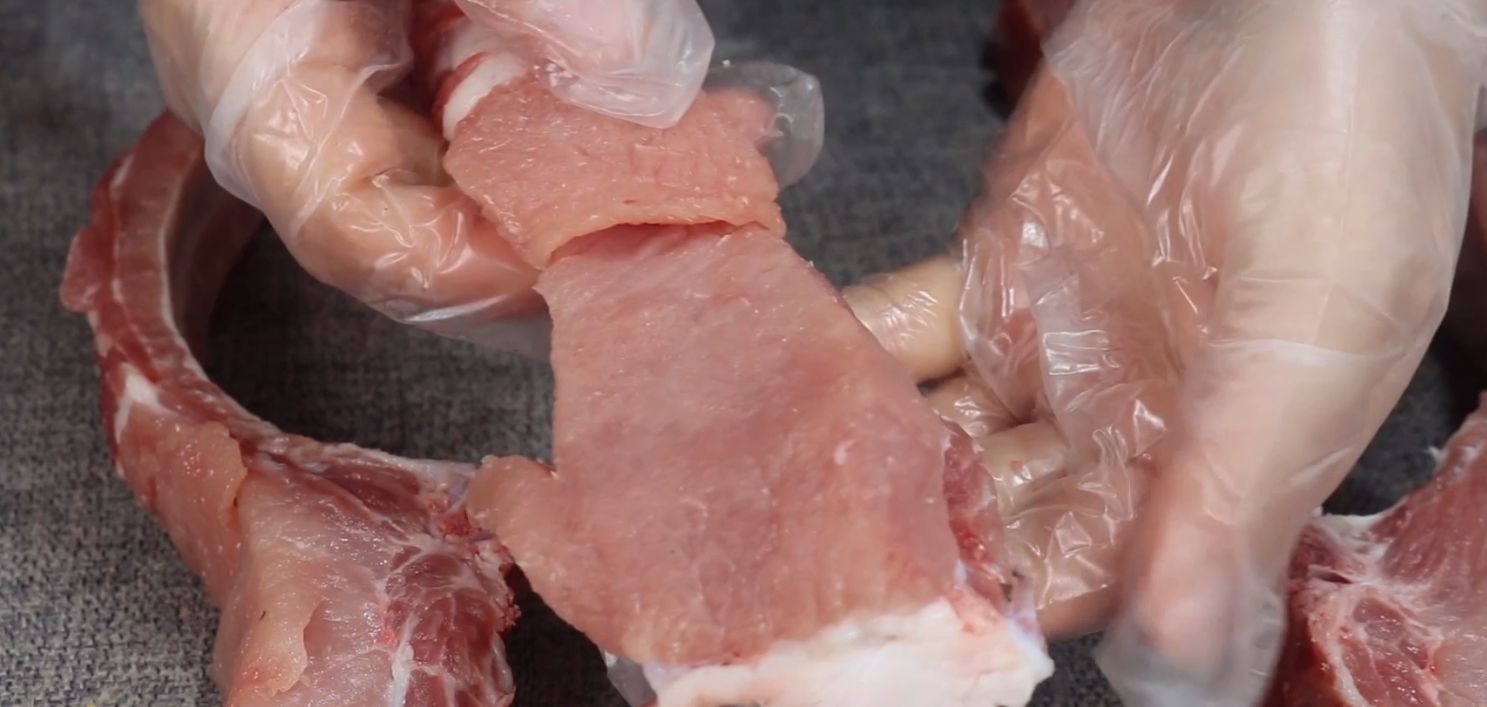 挑选排骨有诀窍,看到这几种,扭头就走,白送也不要,长见识了休闲区蓝鸢梦想 - Www.slyday.coM 挑选排骨有诀窍,看到这几种,扭头就走,白送也不要,长见识了休闲区蓝鸢梦想 - Www.slyday.coM