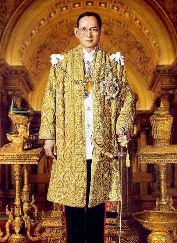 你知道吗,身家四千亿的泰王也想方设法偷逃税,令德国厌烦至极|拉玛|偷