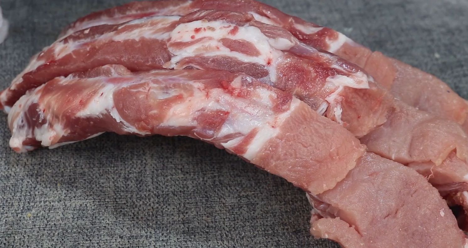 挑选排骨有诀窍,看到这几种,扭头就走,白送也不要,长见识了休闲区蓝鸢梦想 - Www.slyday.coM 挑选排骨有诀窍,看到这几种,扭头就走,白送也不要,长见识了休闲区蓝鸢梦想 - Www.slyday.coM