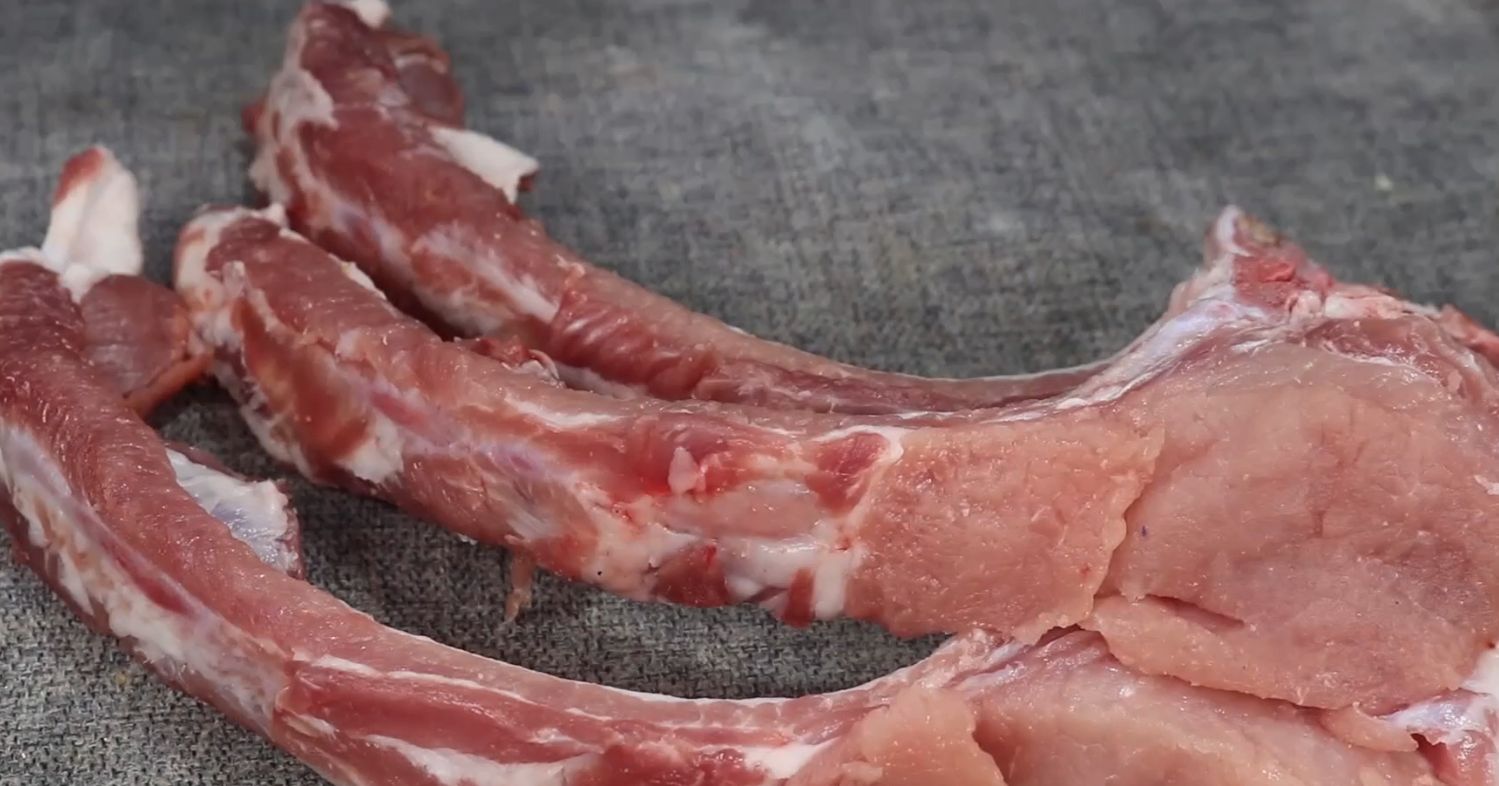 挑选排骨有诀窍,看到这几种,扭头就走,白送也不要,长见识了休闲区蓝鸢梦想 - Www.slyday.coM 挑选排骨有诀窍,看到这几种,扭头就走,白送也不要,长见识了休闲区蓝鸢梦想 - Www.slyday.coM