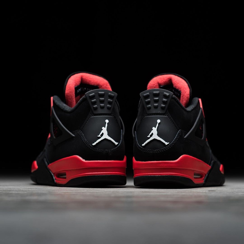 「红雷公」air jordan 4 实物美图曝光!|air jordan_新浪新闻