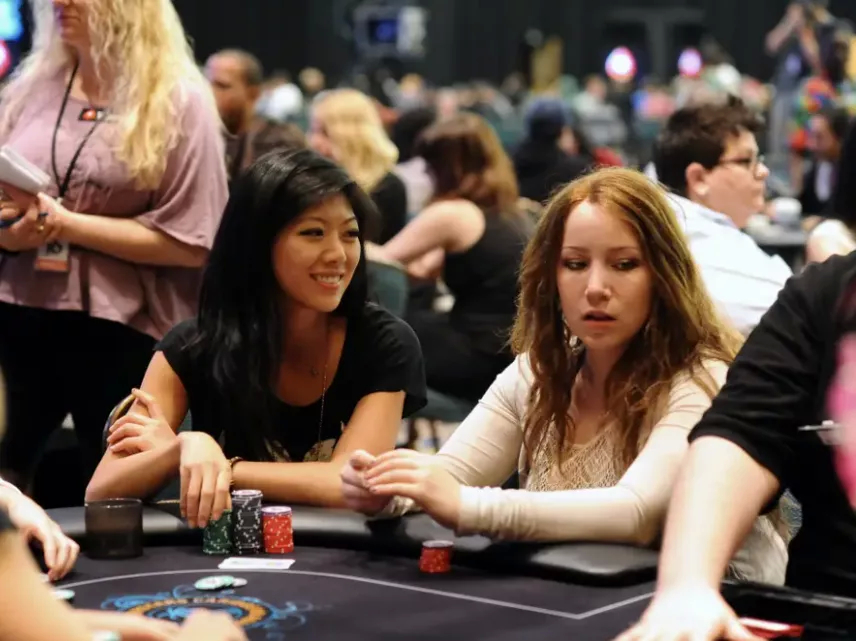 加拿大华裔女子瞒着父母专职玩扑克，七年狂赚300万美元休闲区蓝鸢梦想 - Www.slyday.coM