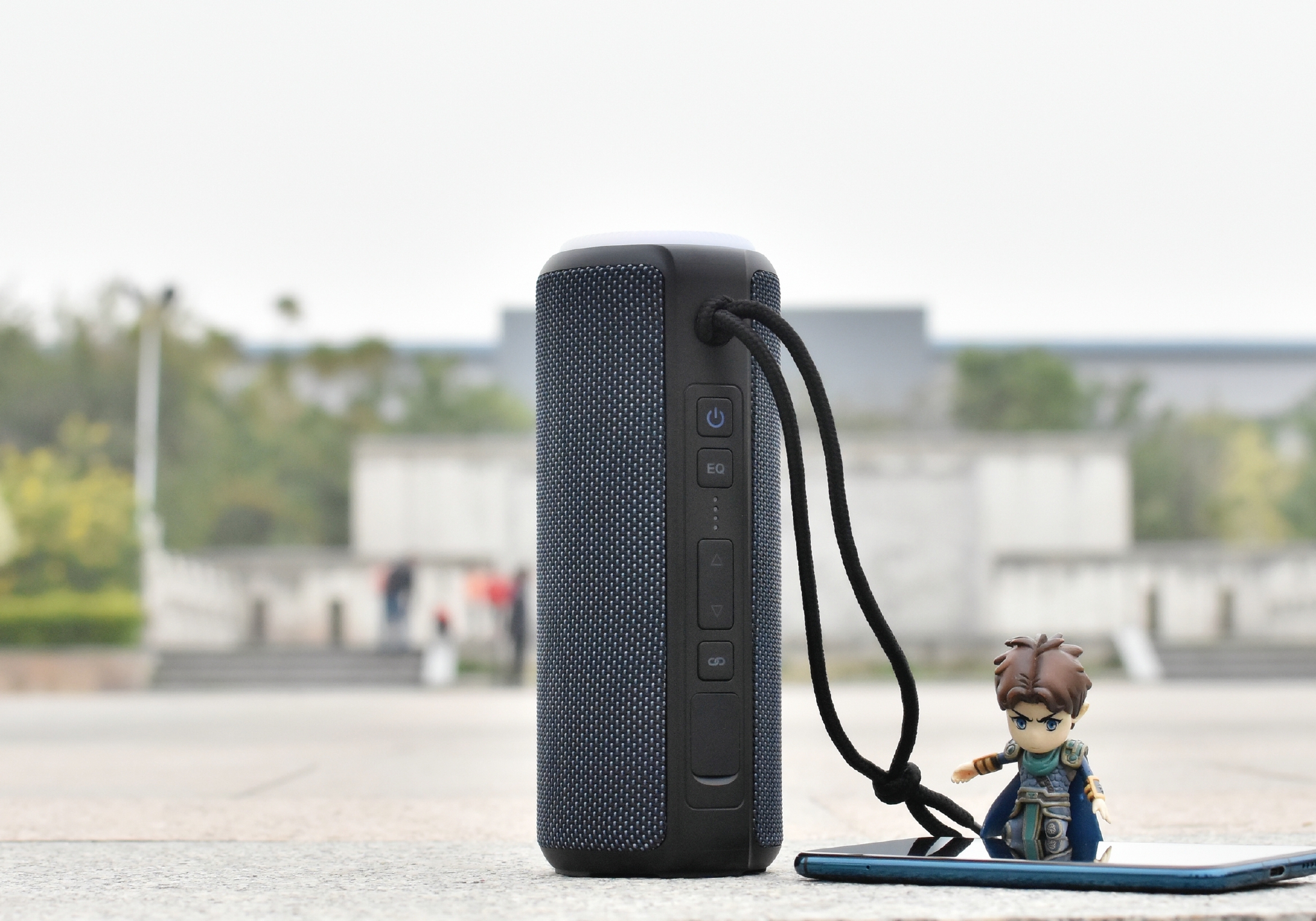 便携户外音乐新装备雷登x8max蓝牙音响体验