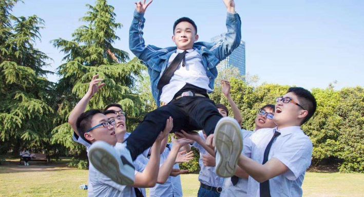 体制内快成“女儿国”,男女比例严重不协调,背后的原因非常现实休闲区蓝鸢梦想 - Www.slyday.coM 体制内快成“女儿国”,男女比例严重不协调,背后的原因非常现实休闲区蓝鸢梦想 - Www.slyday.coM