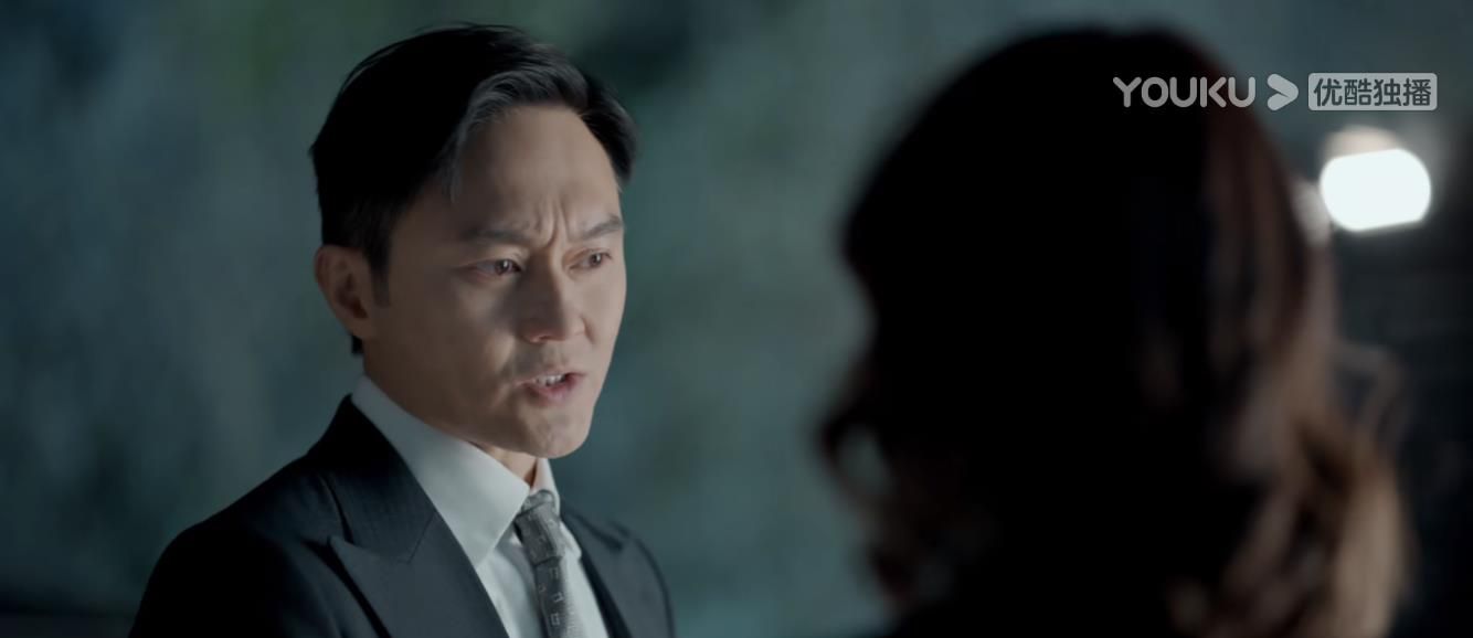 《家族荣耀》好家伙，张智霖撒谎眼睛都不眨一下休闲区蓝鸢梦想 - Www.slyday.coM