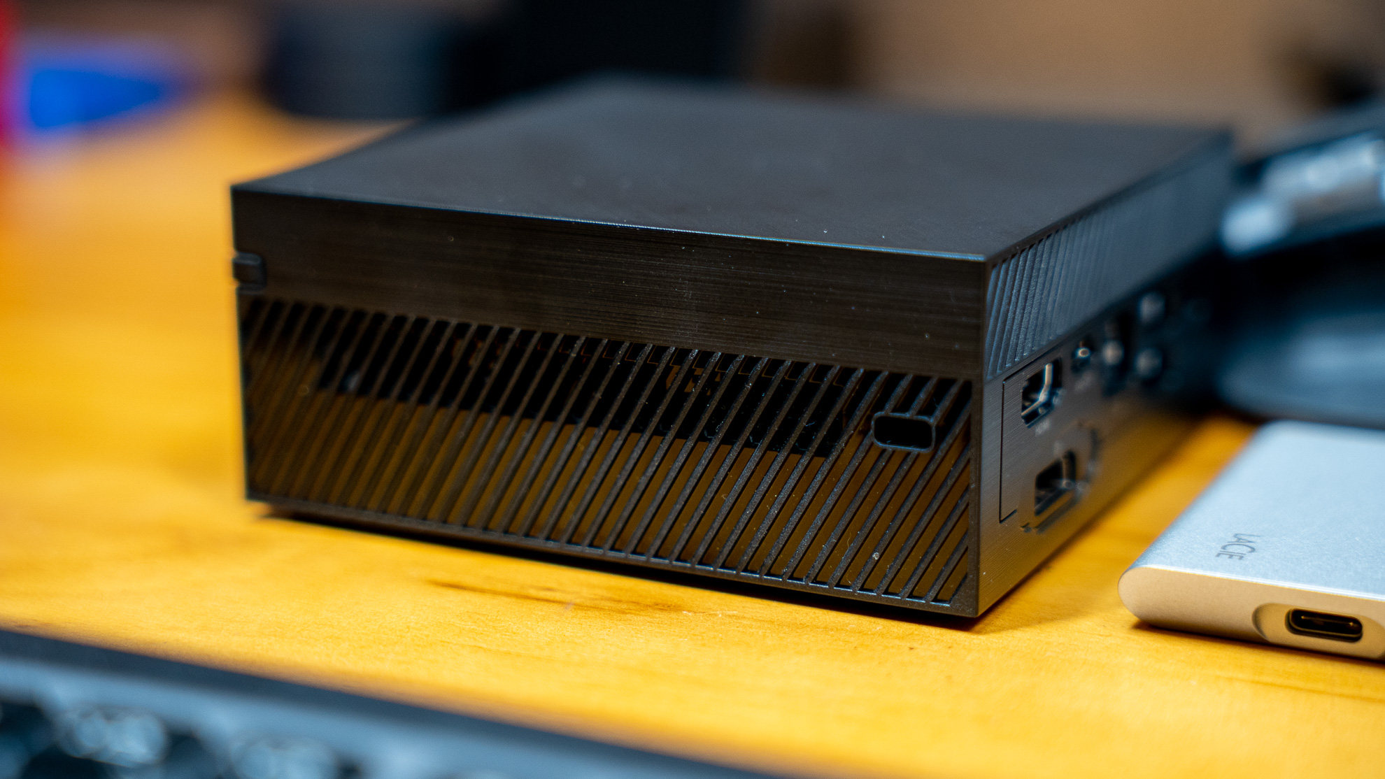 amd的迷你pc怎么玩华硕pn51评测分享