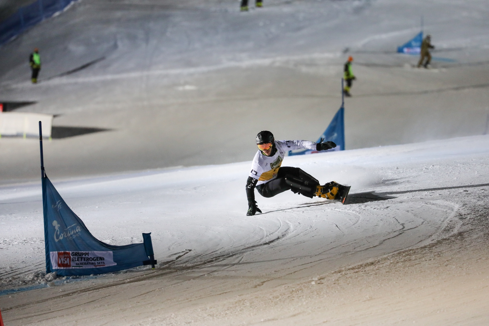 冬奥你知道吗单板滑雪平行大回转捉对厮杀考验心理