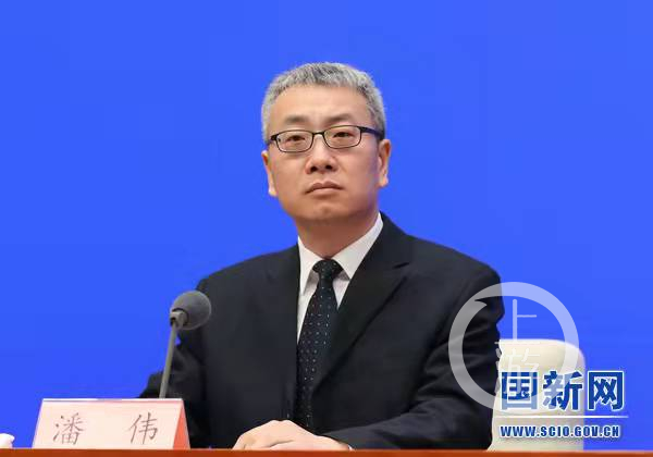 住房和城乡建设部住房保障司负责人潘伟.图片来源/国新网