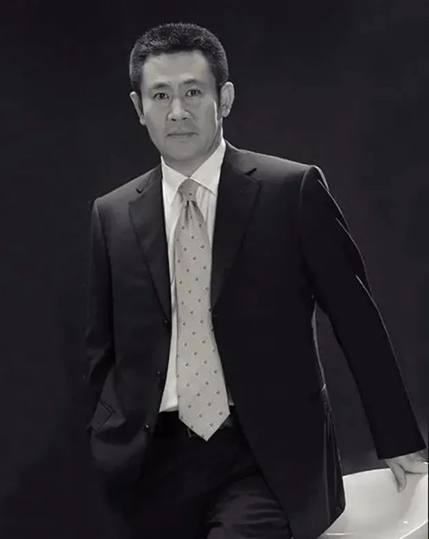 央视《经济半小时》主持人赵赫因病离世!__财经头条