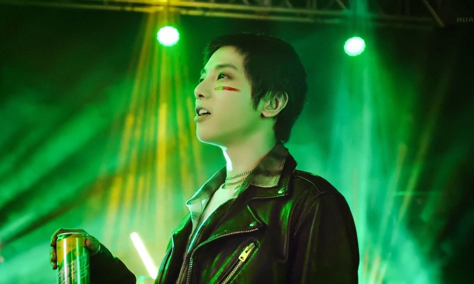 唱歌鬼哭狼嚎动作像做法事还能被称为周杰伦的接班人