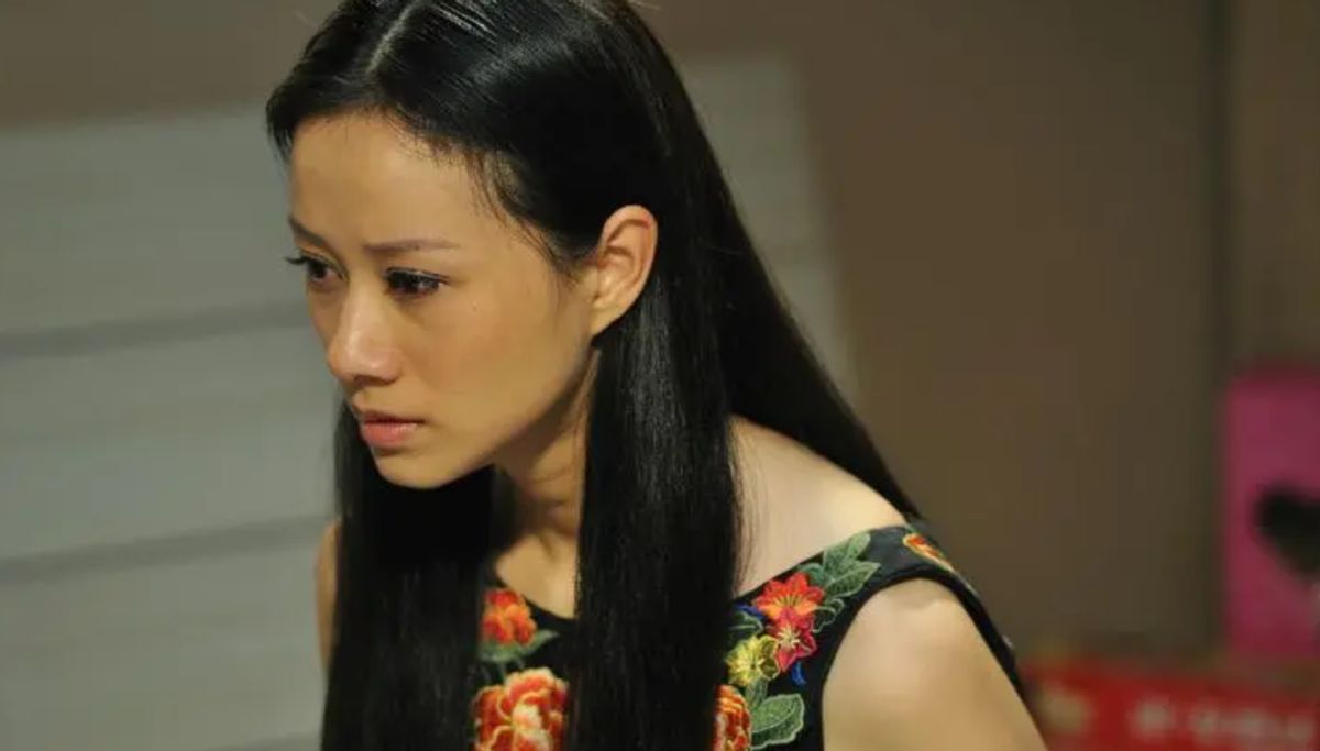 她明明长得很漂亮，也很符合大众审美，为何偏偏就是不火？休闲区蓝鸢梦想 - Www.slyday.coM