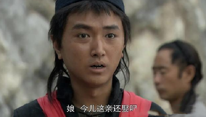 闯关东鲜儿卖身救兄后朱传文亲自堵了鲜儿回朱家的路