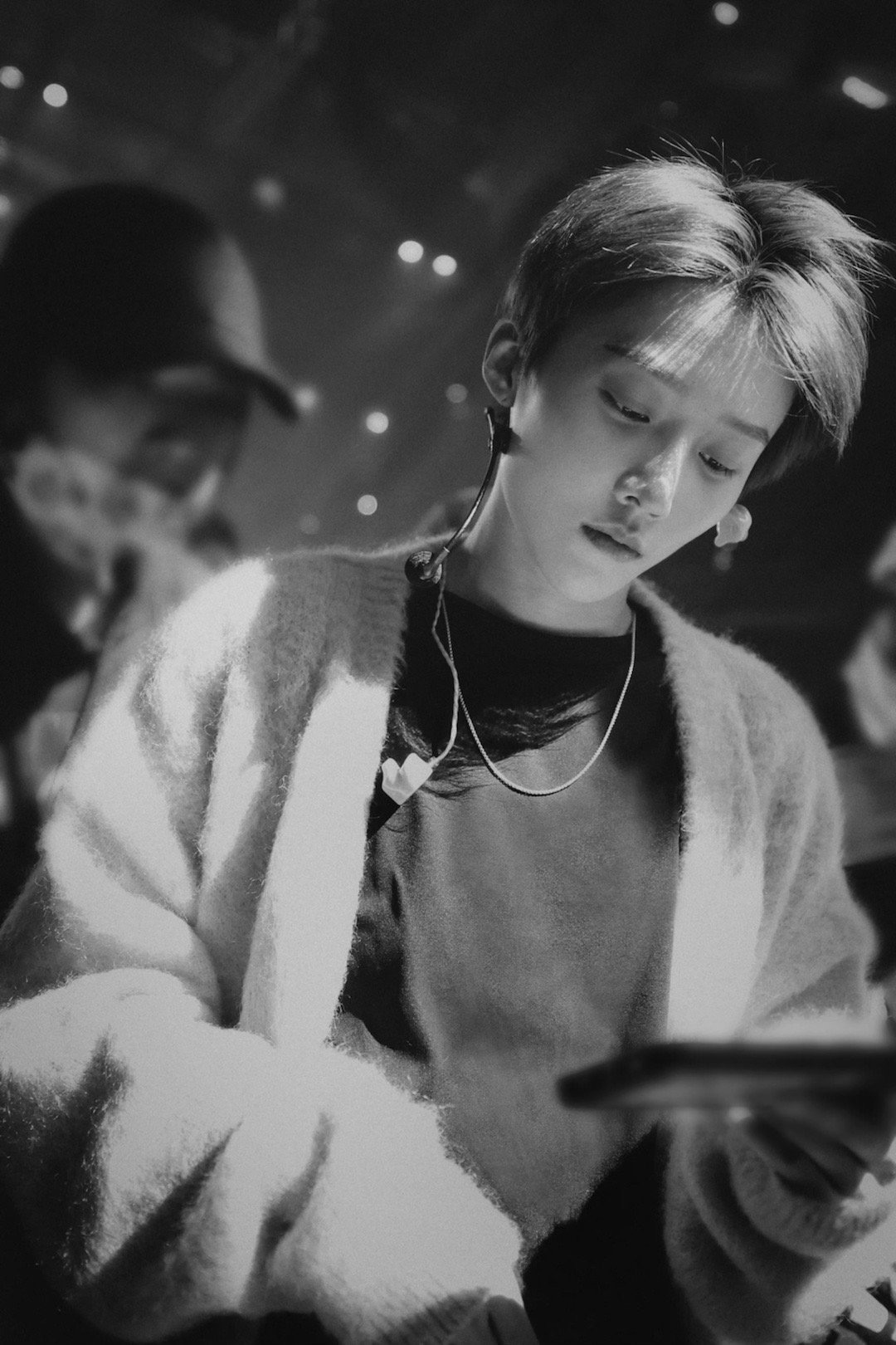 刘雨昕的素颜黑白大片就真的质感无敌