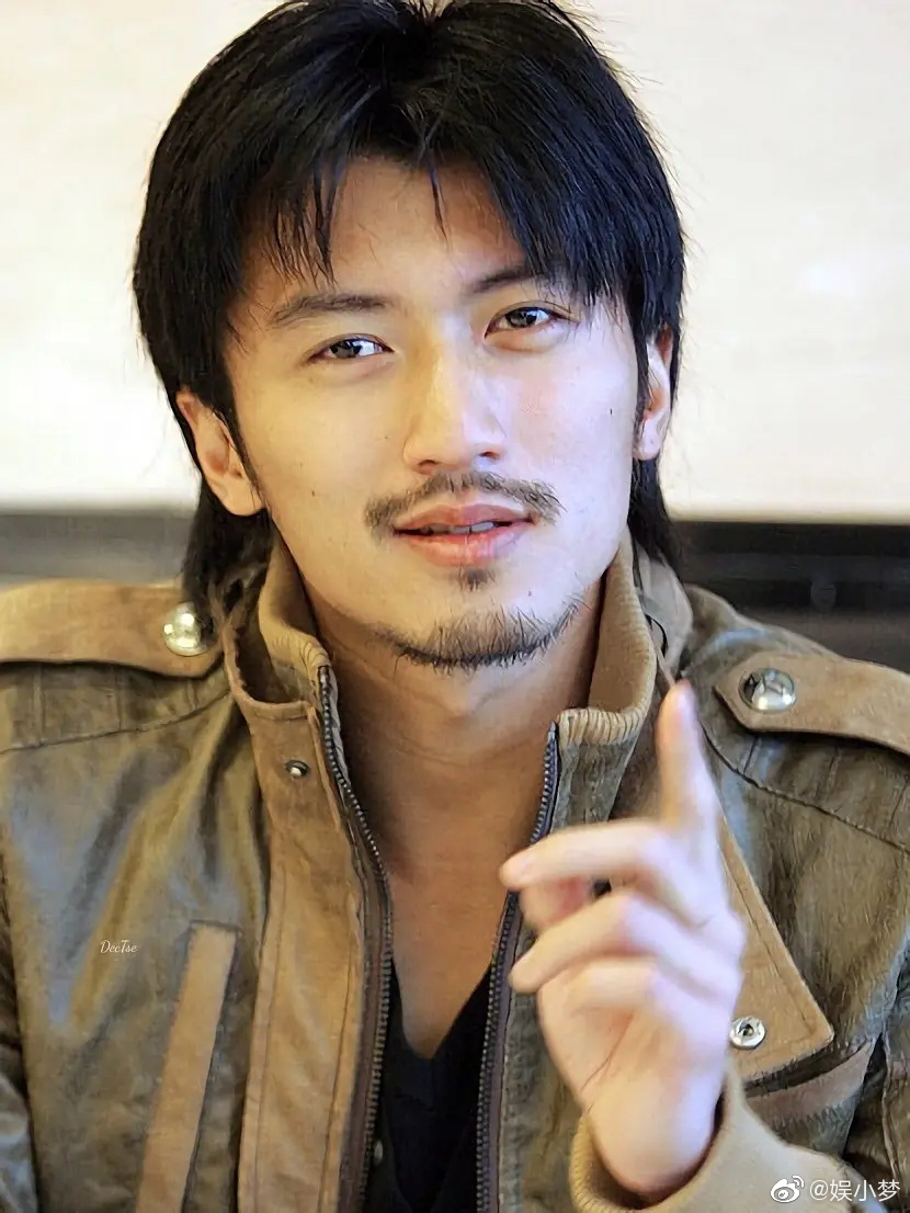 盘点男明星有胡子的照片