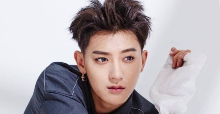 黄子韬服装品牌叫什么?真正了解到是2021年河南灾情中的一番义举休闲区蓝鸢梦想 - Www.slyday.coM