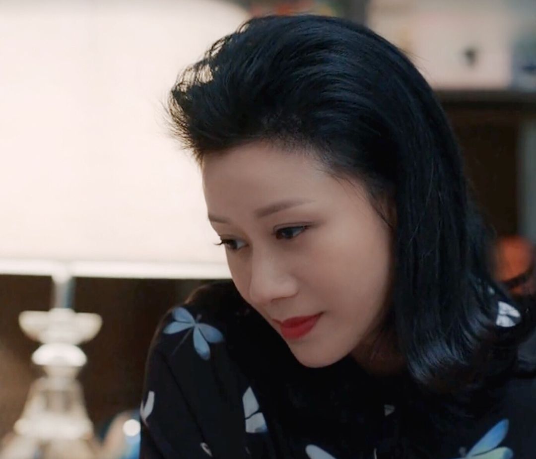 她明明长得很漂亮，也很符合大众审美，为何偏偏就是不火？休闲区蓝鸢梦想 - Www.slyday.coM