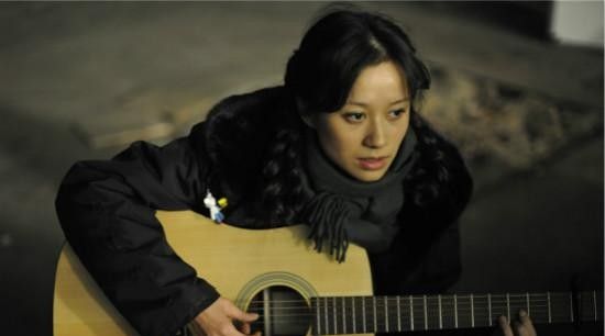 她明明长得很漂亮，也很符合大众审美，为何偏偏就是不火？休闲区蓝鸢梦想 - Www.slyday.coM