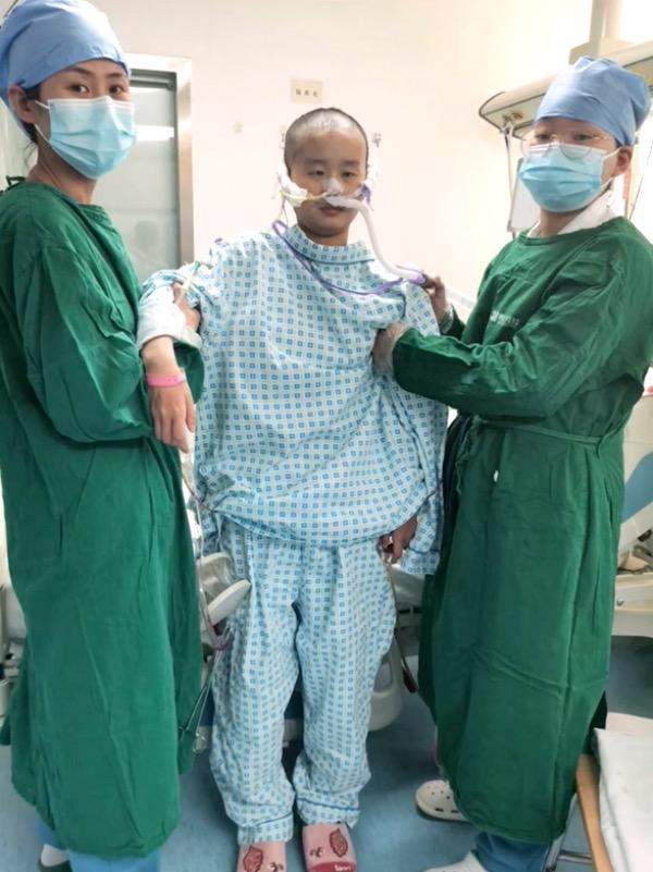 被投百草枯女孩换肺成功，后续情况却仍不乐观休闲区蓝鸢梦想 - Www.slyday.coM