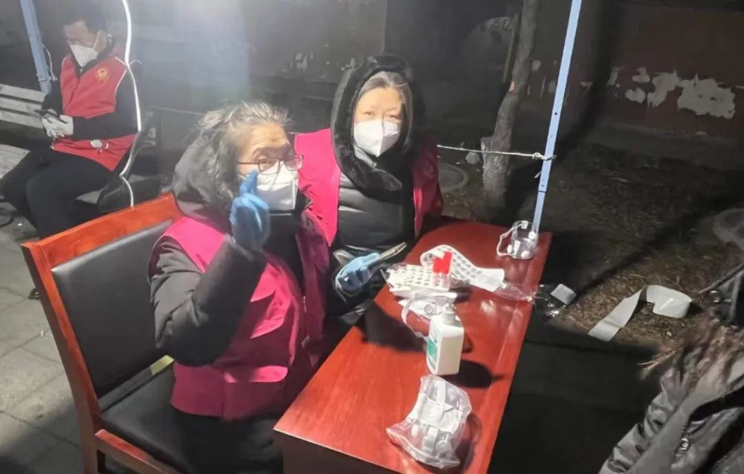 巾帼同心抗疫休闲区蓝鸢梦想 - Www.slyday.coM