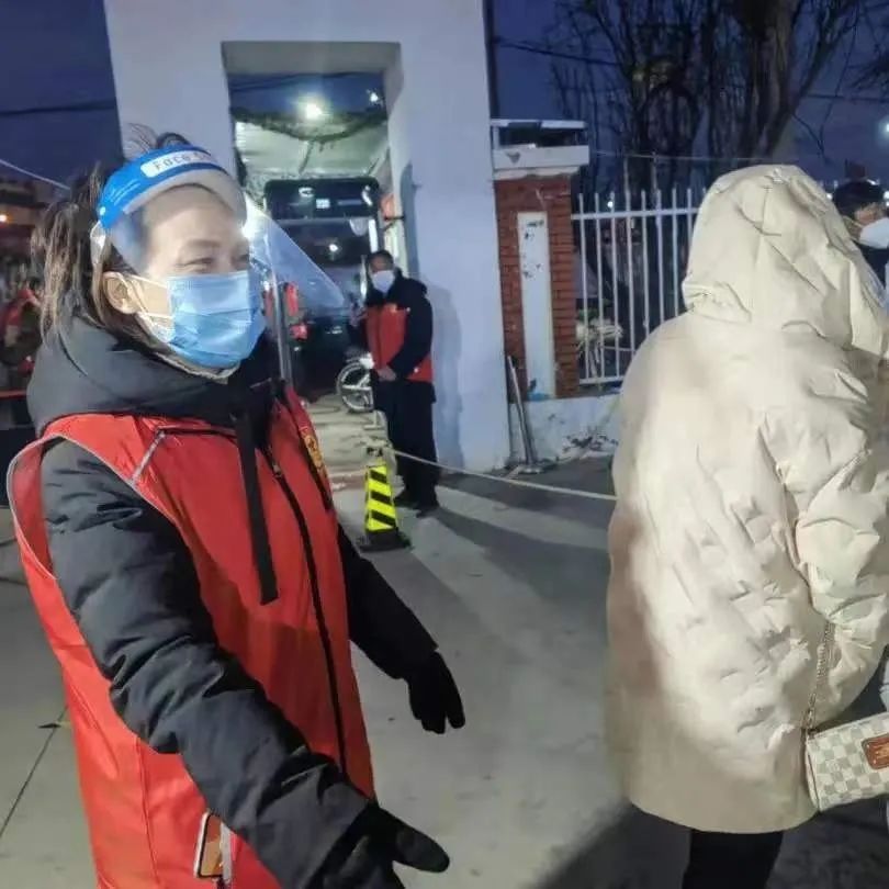 西青区“最美家庭”抗疫故事系列展示：检医同心奋斗 是最长情的告白休闲区蓝鸢梦想 - Www.slyday.coM